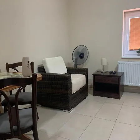 Reštaurácia-penzión Altana *